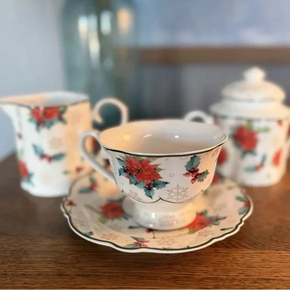 Christmas Poinsettia Mini Tea Set Creamer Sugar Bowl Cup Saucer Holiday China - Picture 1 of 7